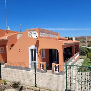 Holiday home Quinta Dos Moledros, Figueira (Portimao)